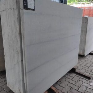 Lassa White (18MM)